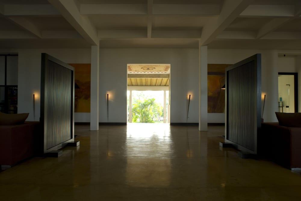 Jetwing Beach Negombo Exterior photo