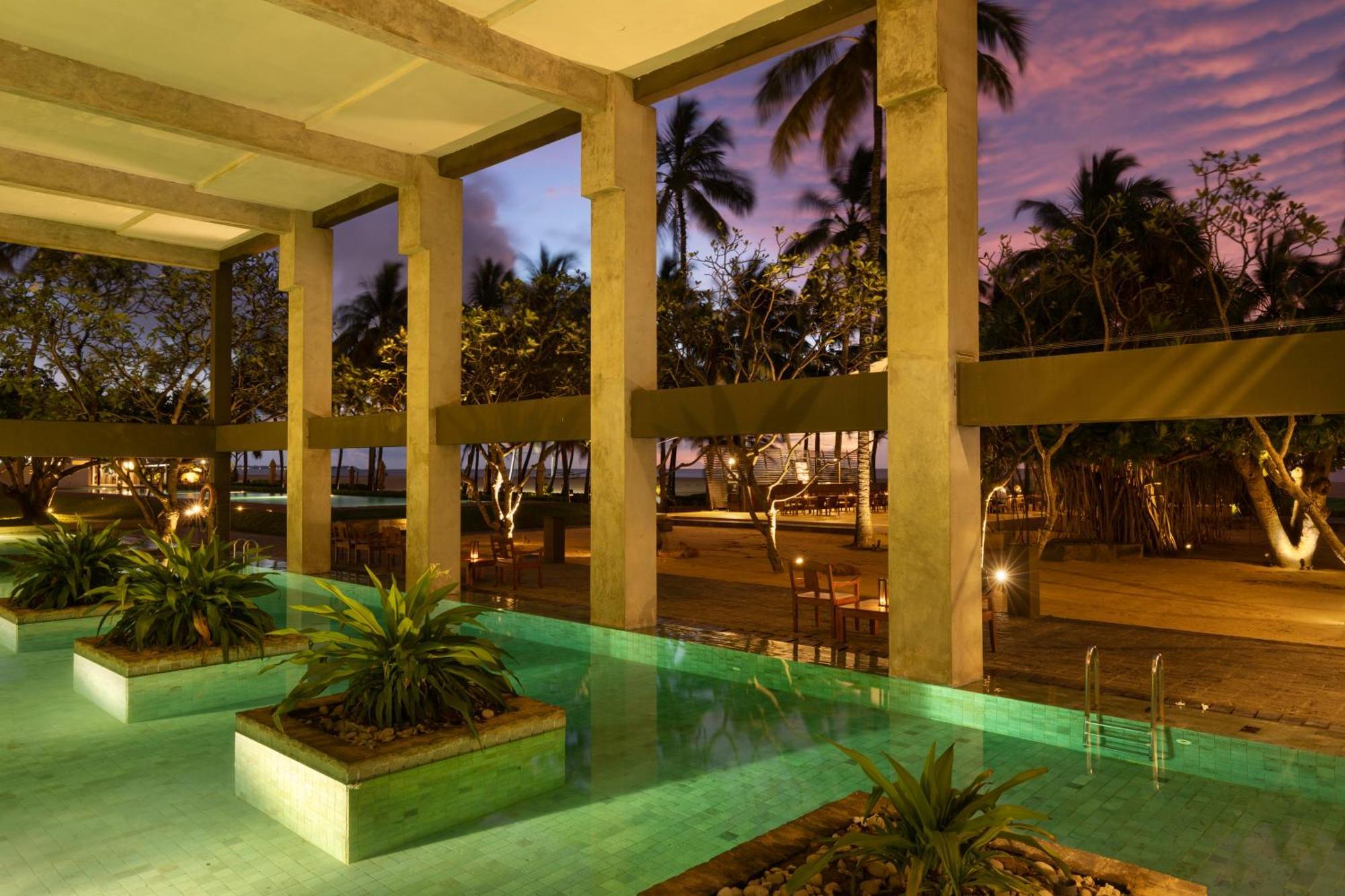 Jetwing Beach Negombo Exterior photo